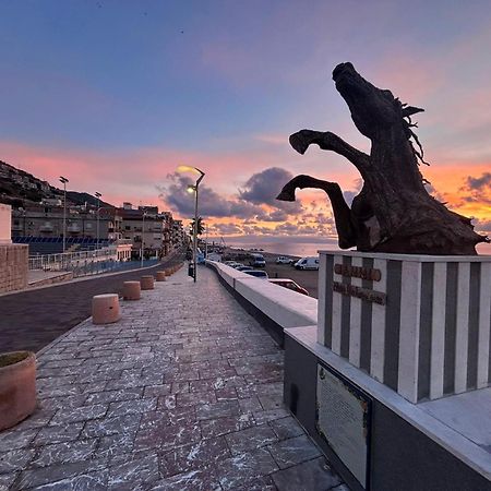 Casa Macalle - Letojanni - Taormina Bagian luar foto